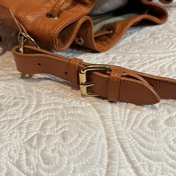 Ora Delphine bucket bag - Picture 10 of 16